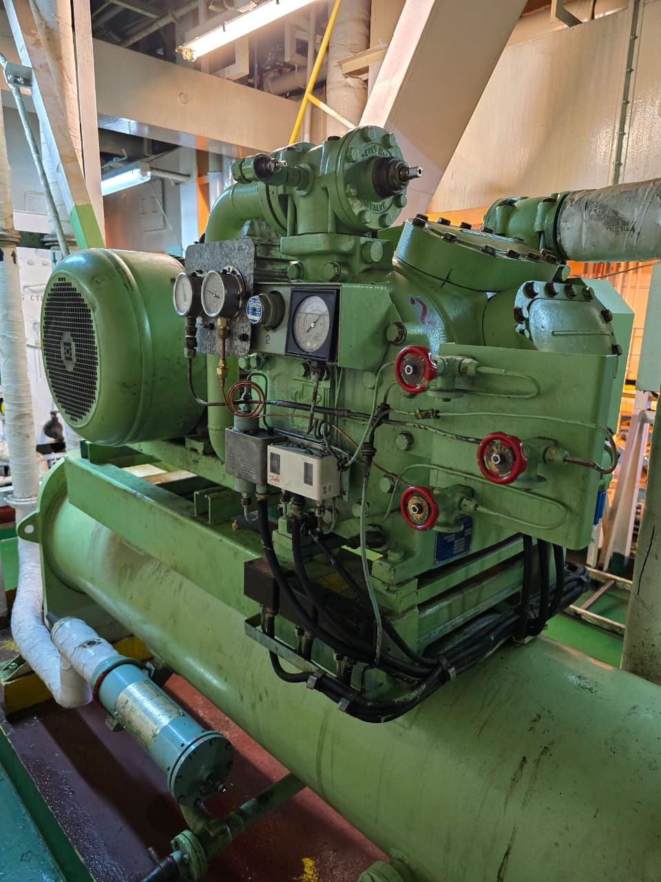 Marine provision plant reciprocating compressor with pressure gauges and safety controls